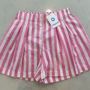 Mayoral NWT girls 16 striped shorts
